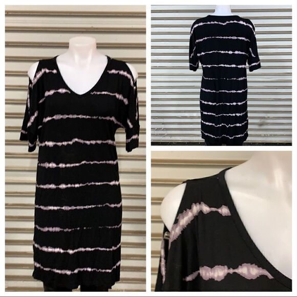 🛍️Sunday black dress with the dye stripes - Picture 1 of 8